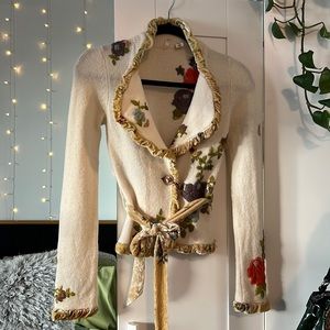 MOTH by Anthropology sweater with floral embroidery with velvet detailing. XS